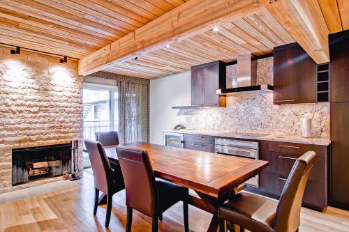 Chateau Aspen 10 Dining