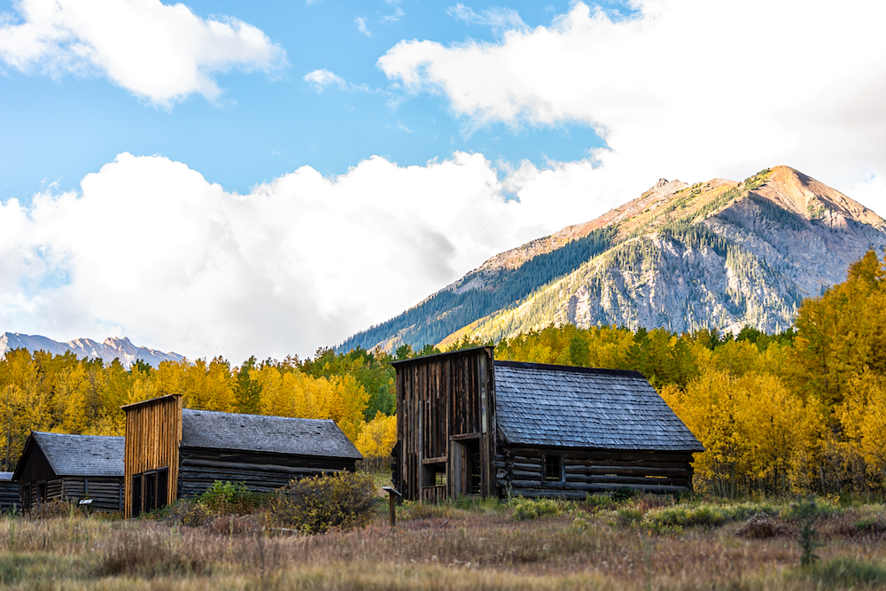 Ashcroft ghost town in Aspen during fall